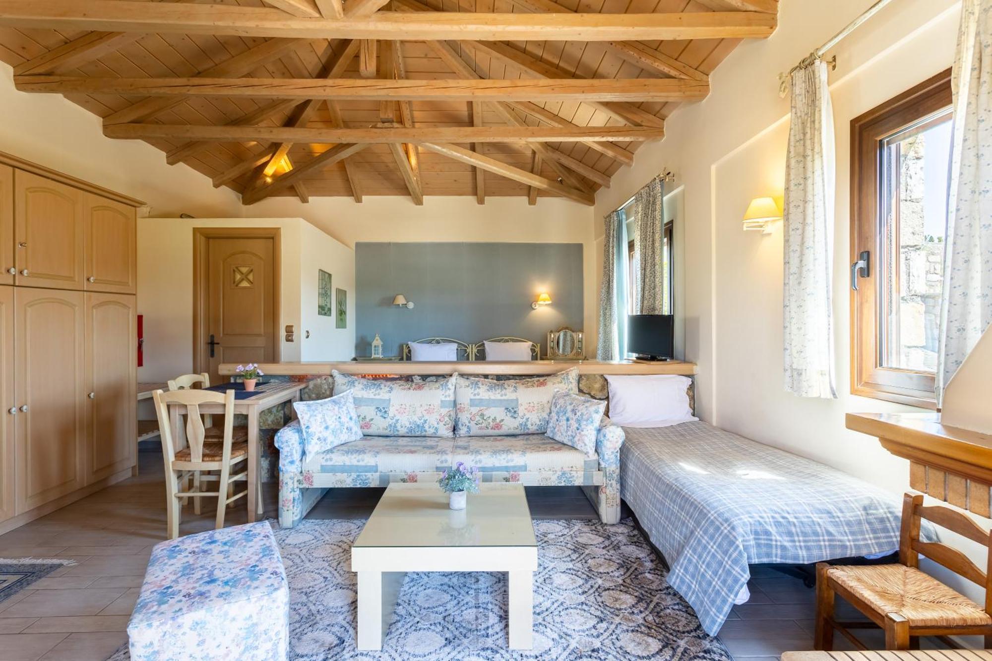 Pleiades Studios All Season Gems - Korinthos Stone Retreats Kalianoi Ngoại thất bức ảnh
