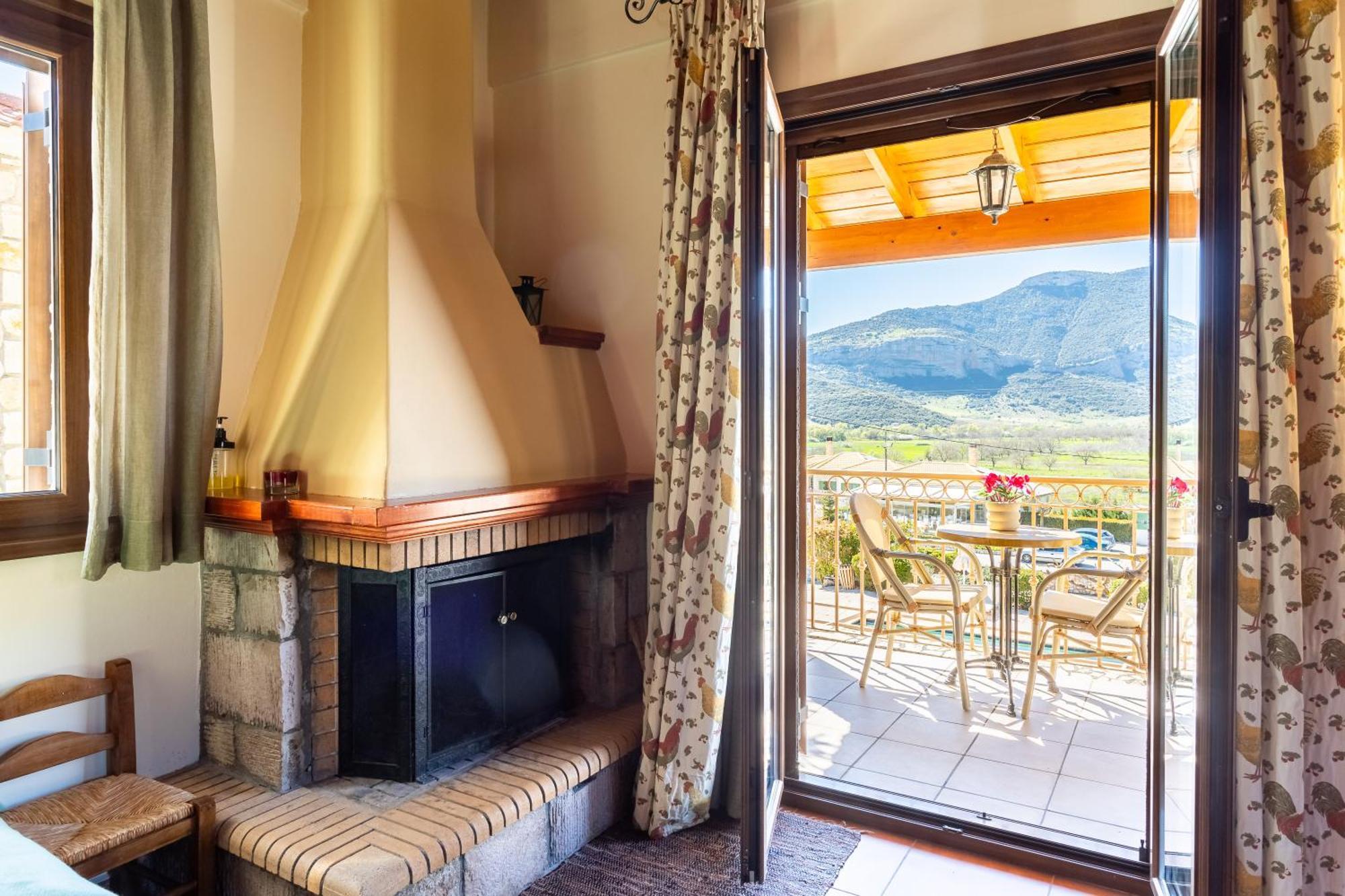 Pleiades Studios All Season Gems - Korinthos Stone Retreats Kalianoi Ngoại thất bức ảnh