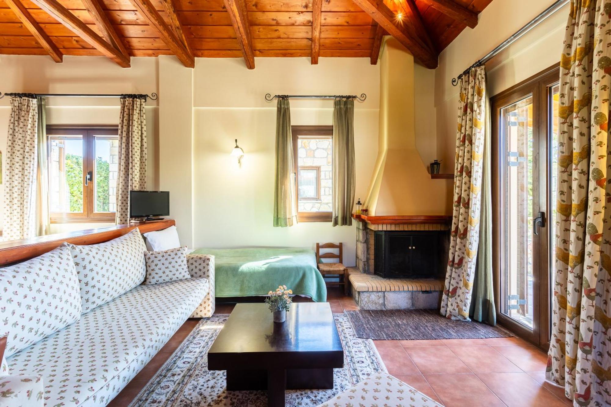 Pleiades Studios All Season Gems - Korinthos Stone Retreats Kalianoi Ngoại thất bức ảnh